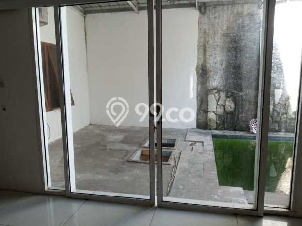 Dijual Rumah 4 Kamar Lokasi Ideal Nyaman dan Strategis di Arcamanik Dijual Rumah 4 Kamar Lokasi Ideal Nyaman dan Strategis di Arcamanik