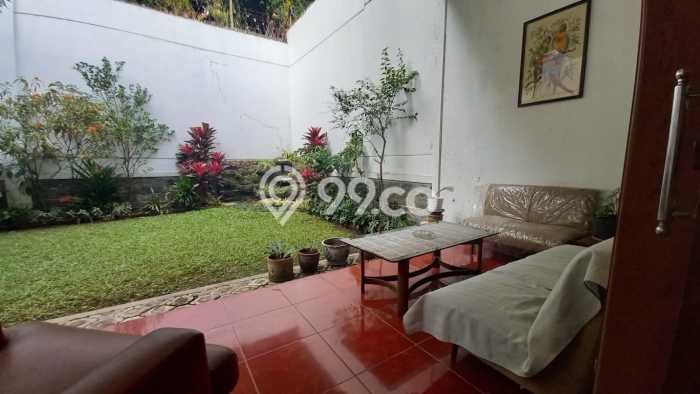Rumah Luxury Modern Siap Huni di Cipaku Bandung Rumah Luxury Modern Siap Huni di Cipaku Bandung