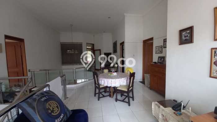 Rumah Luxury Modern Siap Huni di Cipaku Bandung Rumah Luxury Modern Siap Huni di Cipaku Bandung