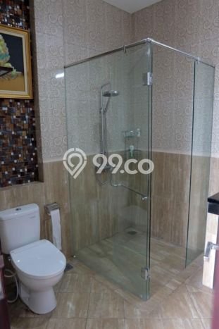 Siap Huni Hunian Elit 6 Kamar di Cimenyan Dekat ke Mana Pun Siap Huni Hunian Elit 6 Kamar di Cimenyan Dekat ke Mana Pun