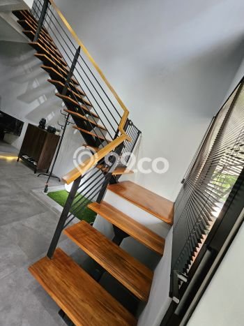 Hunian Cantik Minimalis Lb 150m2 di Arcamanik, Bandung Hunian Cantik Minimalis Lb 150m2 di Arcamanik, Bandung
