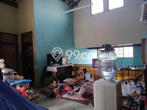 Rumah Modern Cantik 5 KT Bisa Langsung Pindah di Batununggal Rumah Modern Cantik 5 KT Bisa Langsung Pindah di Batununggal