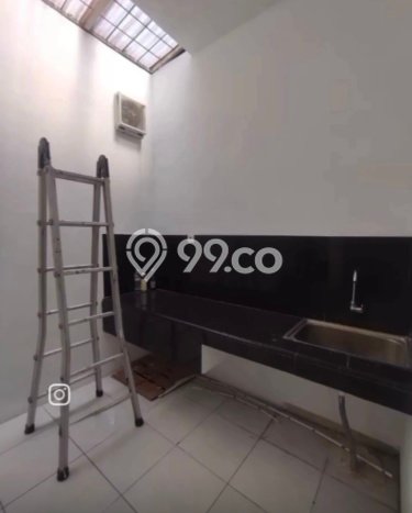 Rumah Modern 2 KT LT 84m2 di Taman Kopo Indah Rumah Modern 2 KT LT 84m2 di Taman Kopo Indah