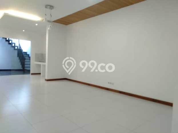 HUNIAN PREMIUM! Rumah di , 2 KM, Kawasan Prospektif, Luas 195m2m² LB 152m2m² HUNIAN PREMIUM! Rumah di , 2 KM, Kawasan Prospektif, Luas 195m2m² LB 152m2m²