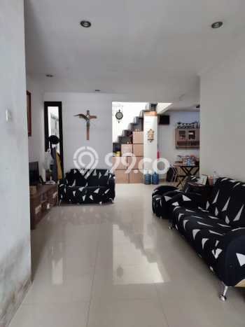 PROMO SPESIAL! Jual Rumah Premium area Margahayu, Bandung, Luas Tanah 135m2m² Luas Bangunan 200m2m² PROMO SPESIAL! Jual Rumah Premium area Margahayu, Bandung, Luas Tanah 135m2m² Luas Bangunan 200m2m²