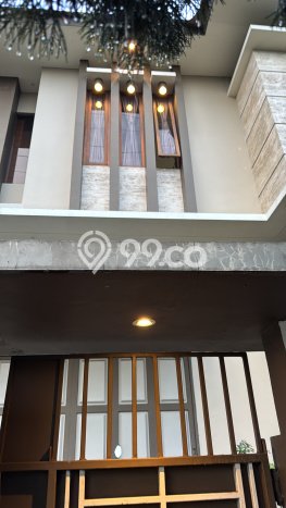 Hunian Mewah LB 600m2 Siap Huni Desain Elegan di Singgasana, Bandung Hunian Mewah LB 600m2 Siap Huni Desain Elegan di Singgasana, Bandung