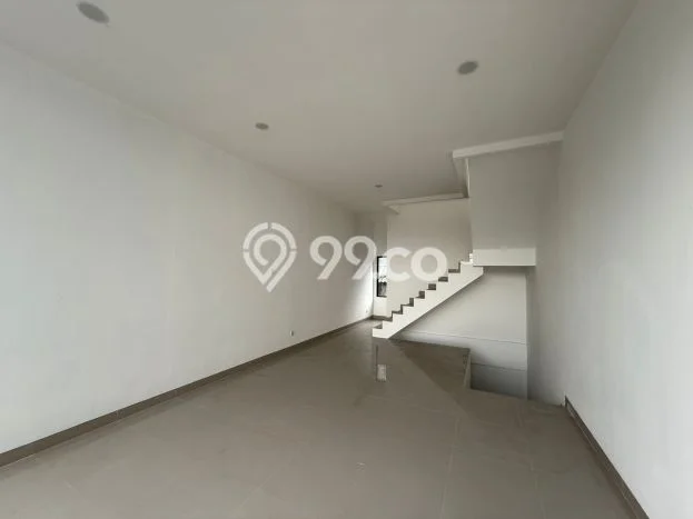 SEWA TERBAIK! Ruko di , Luas 180m2m², Kawasan Berkembang, Ready Untuk Digunakan SEWA TERBAIK! Ruko di , Luas 180m2m², Kawasan Berkembang, Ready Untuk Digunakan