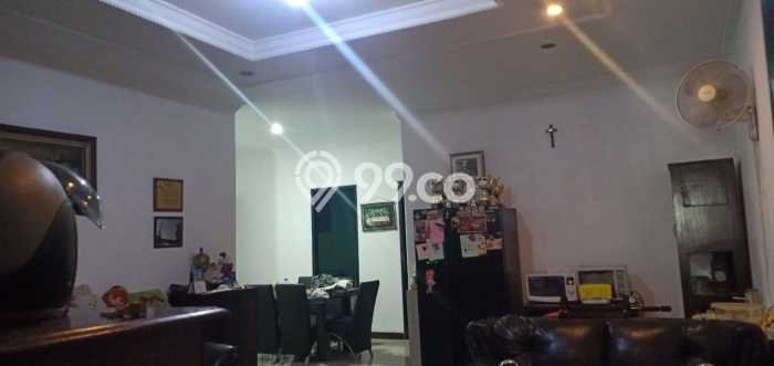 Dijual Rumah Mewah Megah Dengan View Cantik di Pondok Kelapa, Jakarta Timur Dijual Rumah Mewah Megah Dengan View Cantik di Pondok Kelapa, Jakarta Timur