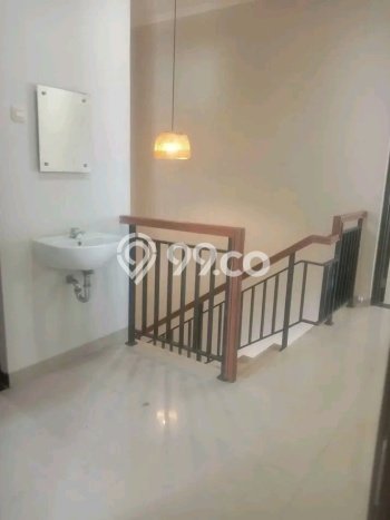 Rumah Modern 5 KT LT 113m2 di Pondok Kelapa Rumah Modern 5 KT LT 113m2 di Pondok Kelapa