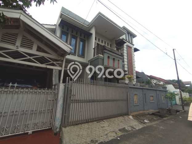 Ready to Use! Premium House LT 150m2 Desain Modern di Klender Ready to Use! Premium House LT 150m2 Desain Modern di Klender