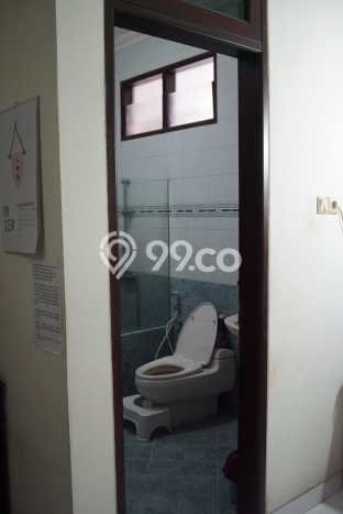 Rumah Luxury Modern Tanpa Renovasi di Pondok Kelapa Jakarta Timur Rumah Luxury Modern Tanpa Renovasi di Pondok Kelapa Jakarta Timur