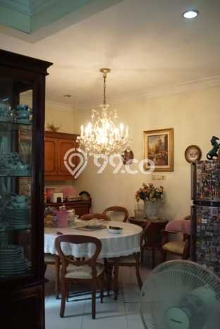 Rumah Luxury Modern Tanpa Renovasi di Pondok Kelapa Jakarta Timur Rumah Luxury Modern Tanpa Renovasi di Pondok Kelapa Jakarta Timur