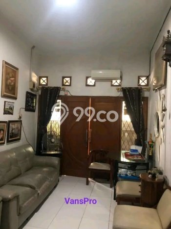 Rumah Modern 4 KT LT 135m2 di Rawamangun Rumah Modern 4 KT LT 135m2 di Rawamangun