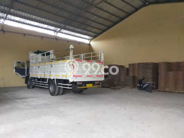 Unit Gudang Dijual di Curug Tangerang Luas Bangunan 342m2 Unit Gudang Dijual di Curug Tangerang Luas Bangunan 342m2