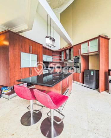 For Sale! Premium House LT 1000m2 Desain Elegan di Lebak Bulus For Sale! Premium House LT 1000m2 Desain Elegan di Lebak Bulus