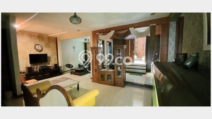 Siap Huni Hunian Elit 13 Kamar di Cinambo Dekat ke Mana Pun Siap Huni Hunian Elit 13 Kamar di Cinambo Dekat ke Mana Pun