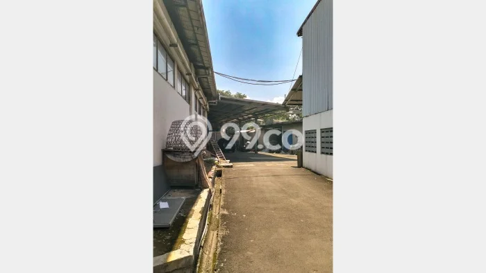 Dijual! Gudang di Gede Bage Bandung LT 4850m2 / LB 3000m2 Kawasan Strategis Dijual! Gudang di Gede Bage Bandung LT 4850m2 / LB 3000m2 Kawasan Strategis
