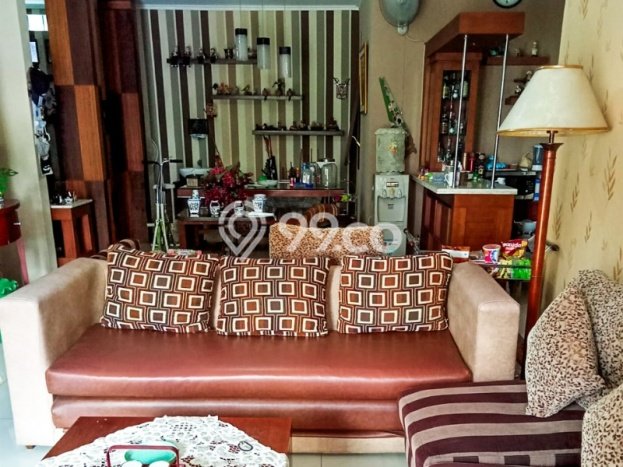 Properti Nyaman 3 KT Luas Tanah 155m² di Antapani, Bandung Properti Nyaman 3 KT Luas Tanah 155m² di Antapani, Bandung