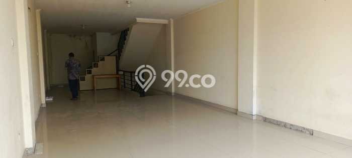 Ruko Dijual di Prime Area Jakarta Timur Luas 300m2 Ruko Dijual di Prime Area Jakarta Timur Luas 300m2