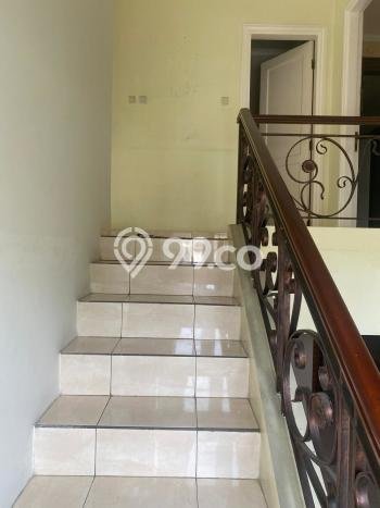 Rumah Luxury Modern Siap Huni di Kota Wisata Jakarta Timur Rumah Luxury Modern Siap Huni di Kota Wisata Jakarta Timur