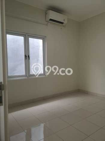 For Sale Hunian Rumah Nyaman 3 KT di Kota Wisata, Jakarta Timur For Sale Hunian Rumah Nyaman 3 KT di Kota Wisata, Jakarta Timur