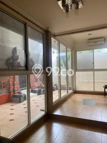 Rumah Luxury Modern Siap Huni di Kota Wisata Jakarta Timur Rumah Luxury Modern Siap Huni di Kota Wisata Jakarta Timur