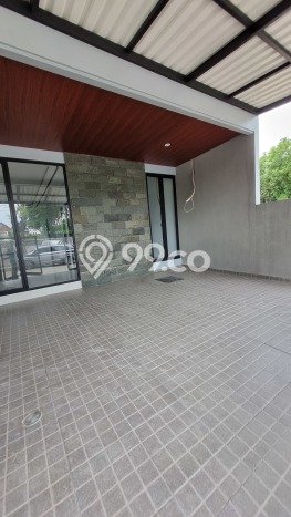 Jual Rumah Eksklusif 4 KT di Manyar, Surabaya Jual Rumah Eksklusif 4 KT di Manyar, Surabaya