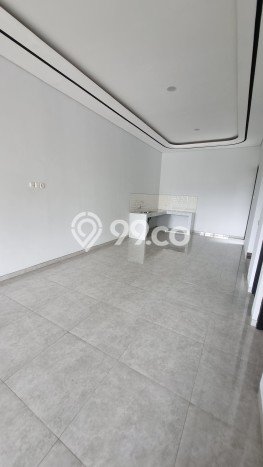 Jual Rumah Eksklusif 4 KT di Manyar, Surabaya Jual Rumah Eksklusif 4 KT di Manyar, Surabaya