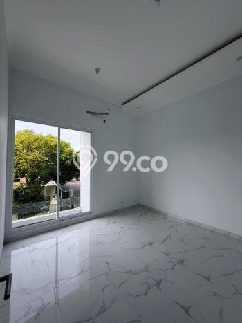 Rumah Modern 4 KT di Citraland Surabaya Unfurnished Rumah Modern 4 KT di Citraland Surabaya Unfurnished