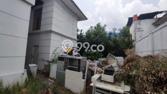 Disewakan Komersial di Pasar Kliwon Surakarta LT 2580m2, LB 1699m2 Disewakan Komersial di Pasar Kliwon Surakarta LT 2580m2, LB 1699m2