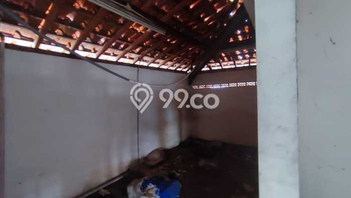 Disewakan Komersial di Pasar Kliwon Surakarta LT 2580m2, LB 1699m2 Disewakan Komersial di Pasar Kliwon Surakarta LT 2580m2, LB 1699m2