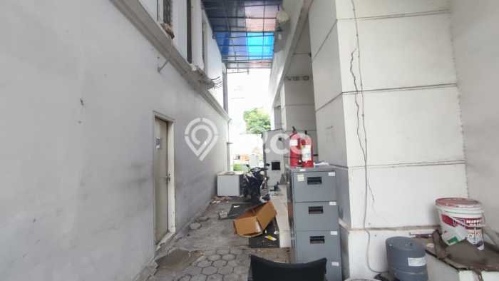 Disewakan Komersial di Pasar Kliwon Surakarta LT 2580m2, LB 1699m2 Disewakan Komersial di Pasar Kliwon Surakarta LT 2580m2, LB 1699m2