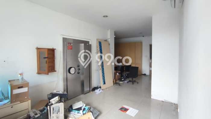 Disewakan Komersial di Pasar Kliwon Surakarta LT 2580m2, LB 1699m2 Disewakan Komersial di Pasar Kliwon Surakarta LT 2580m2, LB 1699m2