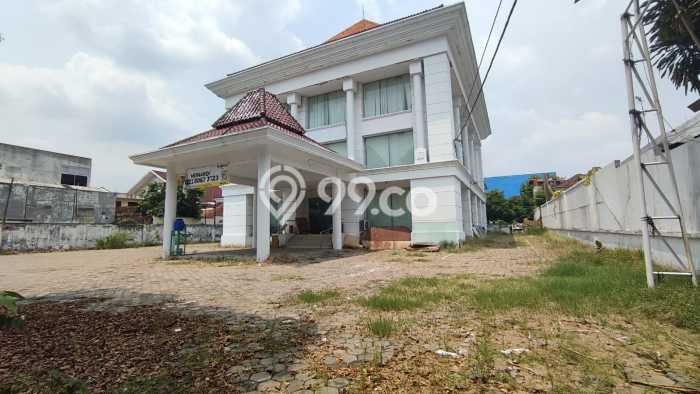 Disewakan Komersial di Pasar Kliwon Surakarta LT 2580m2, LB 1699m2 Disewakan Komersial di Pasar Kliwon Surakarta LT 2580m2, LB 1699m2
