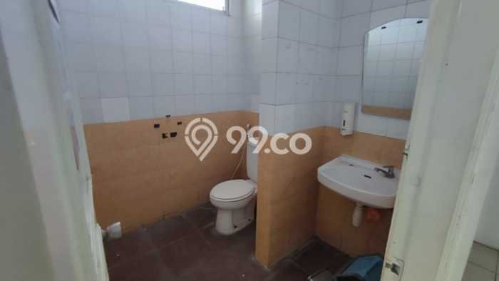 Disewakan Komersial di Pasar Kliwon Surakarta LT 2580m2, LB 1699m2 Disewakan Komersial di Pasar Kliwon Surakarta LT 2580m2, LB 1699m2