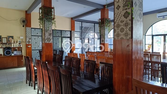 Komersial Komersial Dijual di Laweyan Surakarta LT 579m2 & LB 400m2 Komersial Komersial Dijual di Laweyan Surakarta LT 579m2 & LB 400m2