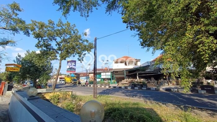 Komersial Komersial Dijual di Laweyan Surakarta LT 579m2 & LB 400m2 Komersial Komersial Dijual di Laweyan Surakarta LT 579m2 & LB 400m2