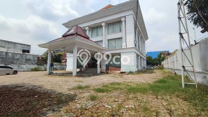 Disewakan Komersial di Pasar Kliwon Surakarta LT 2580m2, LB 1699m2 Disewakan Komersial di Pasar Kliwon Surakarta LT 2580m2, LB 1699m2