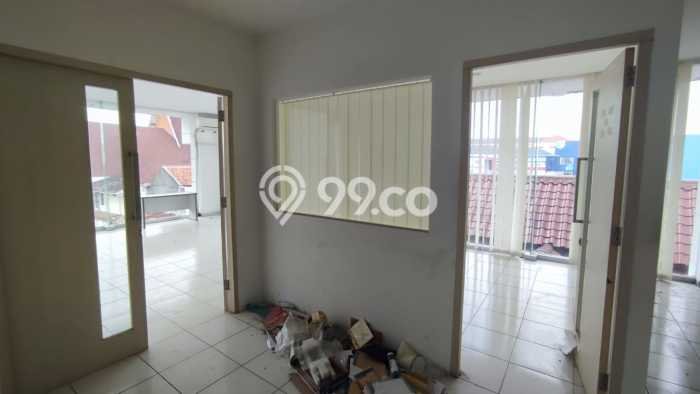 Disewakan Komersial di Pasar Kliwon Surakarta LT 2580m2, LB 1699m2 Disewakan Komersial di Pasar Kliwon Surakarta LT 2580m2, LB 1699m2