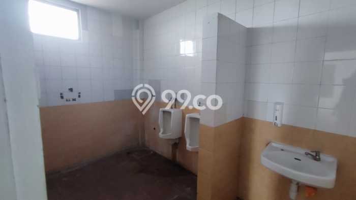 Disewakan Komersial di Pasar Kliwon Surakarta LT 2580m2, LB 1699m2 Disewakan Komersial di Pasar Kliwon Surakarta LT 2580m2, LB 1699m2