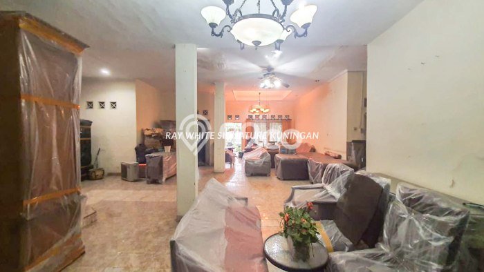 Siap Huni Rumah Mewah 4 Kamar di Tebet Dekat ke Mana Saja Siap Huni Rumah Mewah 4 Kamar di Tebet Dekat ke Mana Saja
