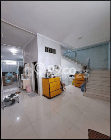 Ruko Dijual di Jakarta Barat LT 137m2 & LB 415m2 Lokasi Terbaik! Ruko Dijual di Jakarta Barat LT 137m2 & LB 415m2 Lokasi Terbaik!