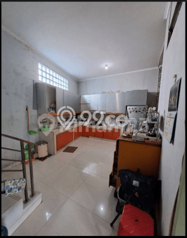 Ruko Dijual di Jakarta Barat LT 137m2 & LB 415m2 Lokasi Terbaik! Ruko Dijual di Jakarta Barat LT 137m2 & LB 415m2 Lokasi Terbaik!