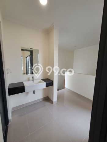 Dijual Rumah Luas Megah Dengan View Cantik di Gading Serpong, Tangerang Dijual Rumah Luas Megah Dengan View Cantik di Gading Serpong, Tangerang