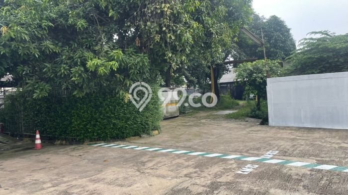 Dijual Gudang di , Luas 600m2m², Area Komersial, Jalur Strategis Dijual Gudang di , Luas 600m2m², Area Komersial, Jalur Strategis