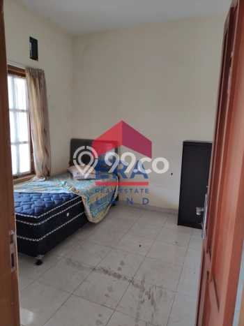 Rumah Kost Dijual di Klojen, Malang dengan 9 Kamar Tidur, 5 Kamar Mandi Rumah Kost Dijual di Klojen, Malang dengan 9 Kamar Tidur, 5 Kamar Mandi