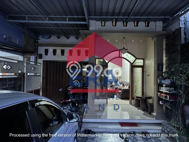 INVESTASI TEPAT! Rumah area Rengel, LT 210m2m² Bangunan 229m2m² INVESTASI TEPAT! Rumah area Rengel, LT 210m2m² Bangunan 229m2m²