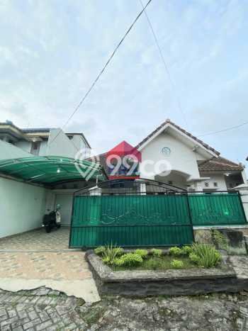 Dijual Rumah Strategis Bagus Punya 4 KT di Karangploso Malang - Dijual Rumah Strategis Bagus Punya 4 KT di Karangploso Malang -