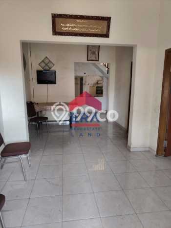 Rumah Kost Dijual di Klojen, Malang dengan 9 Kamar Tidur, 5 Kamar Mandi Rumah Kost Dijual di Klojen, Malang dengan 9 Kamar Tidur, 5 Kamar Mandi