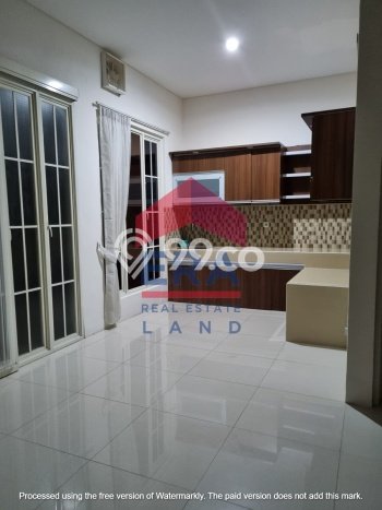 Disewakan! Rumah 3 Kamar Tidur &
2 Kamar Mandi di Soekarno Hatta, Malang Disewakan! Rumah 3 Kamar Tidur &
2 Kamar Mandi di Soekarno Hatta, Malang